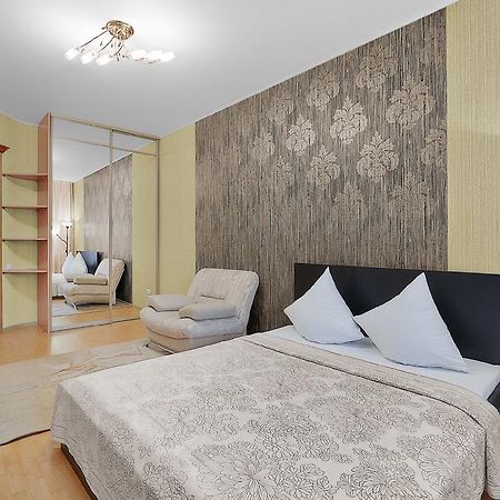 Apartment Nadezhda トムスク 部屋 写真