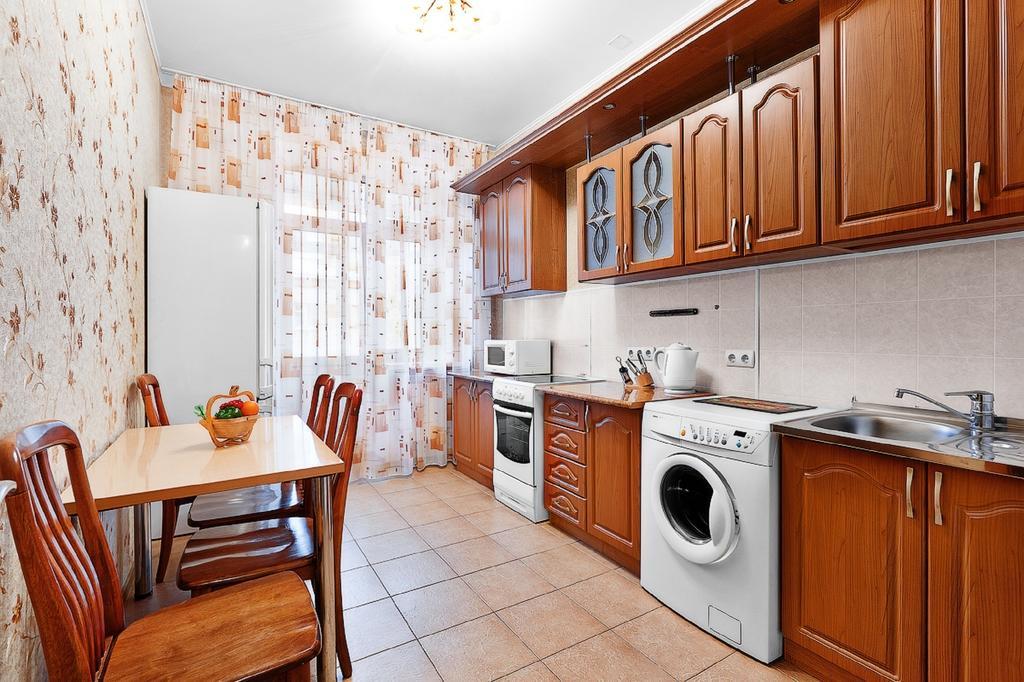 Apartment Nadezhda トムスク 部屋 写真